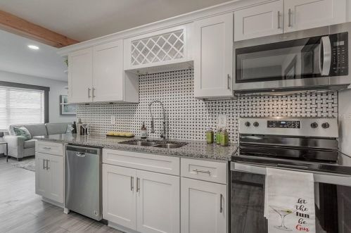 8109 Fielding Ave, Tampa FL  33604-2911 exterior