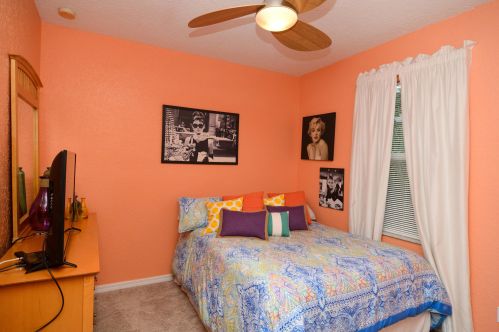 1948 Grand Dr, Fort Pierce FL 34952-7795 exterior