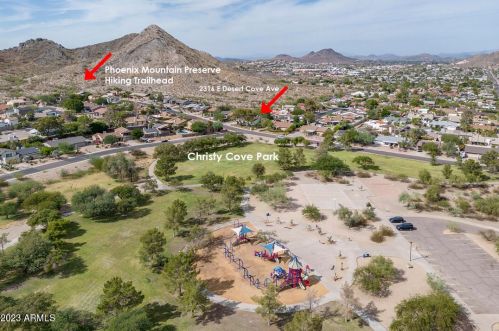 2316 Desert Cove Ave, Phoenix AZ  85028-2411 exterior