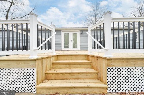 465 Bailey St, Pilesgrove NJ  08098-1014 exterior