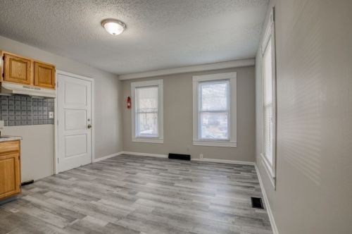 1603 Dwight St, Springfield MA 01107-1817 exterior