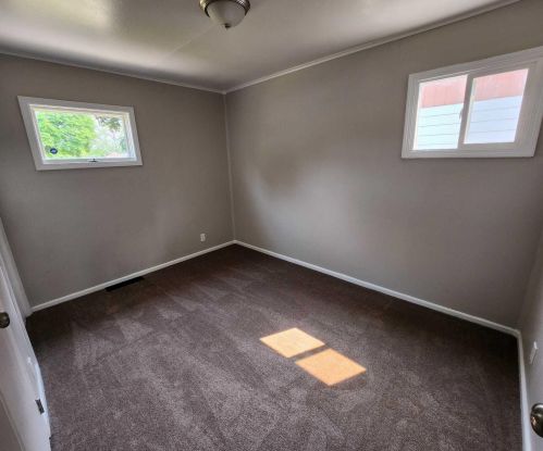 5501 Prentiss St, Milwaukee WI 53218-2802 exterior