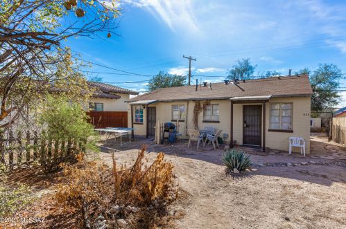 834 Lee St, Tucson AZ 85719-3932 exterior