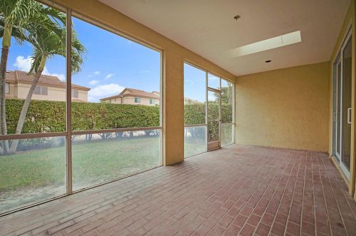 6819 Via Regina, Boca Raton FL 33433-3929 exterior