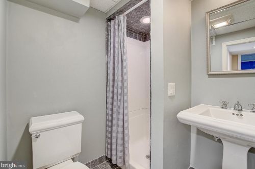 200 Linden Ave, Westfield NJ 07090-1921 exterior