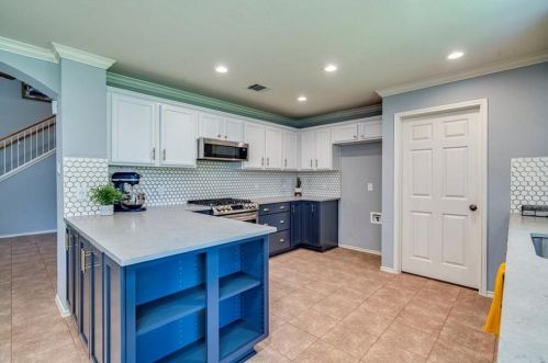 2305 Billy Fiske Ln, Austin TX exterior