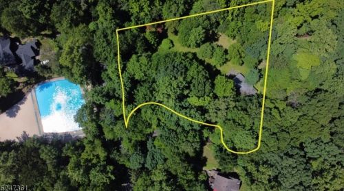 85 Appletree Row, Berkeley Heights NJ 07922-2403 exterior