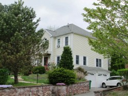 1115 Centre St, Newton, MA 02459-1537