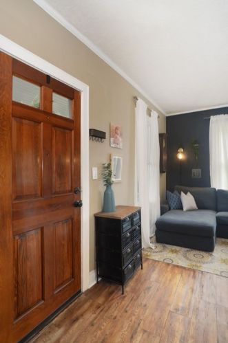 93 Frankfort Ave, Pittsburgh PA 15229-1921 exterior