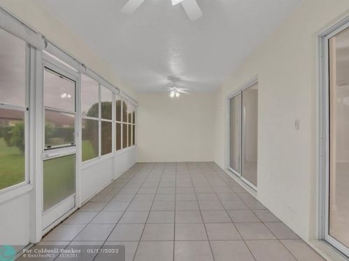 5777 Travelers Way, Fort Pierce FL 34982-4051 exterior