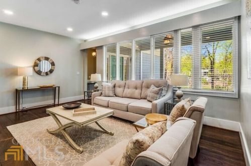 165 Avery Dr, Atlanta GA  30309-2700 exterior