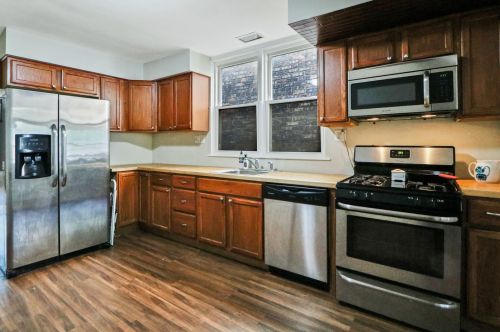 1931 Addison St, Chicago IL 60613-3504 exterior