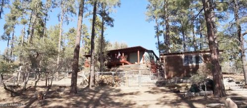 127 Gracie Ln, Prescott, AZ 86305-7390