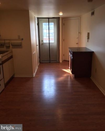 788 2nd St, Philadelphia PA 19122-2602 exterior