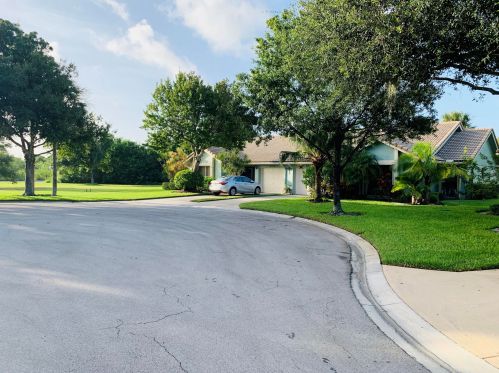 4178 Gator Trace Villas Cir, Fort Pierce FL 34982-6819 exterior