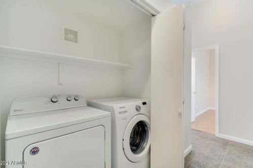 14437 47 Pl, Phoenix AZ 85018-6009 exterior