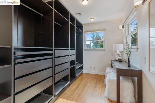 85 Hazel Rd, Berkeley CA 94705-2402 exterior