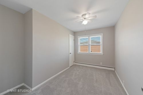 245 Kimbell Ave, Elmhurst IL 60126-1829 exterior