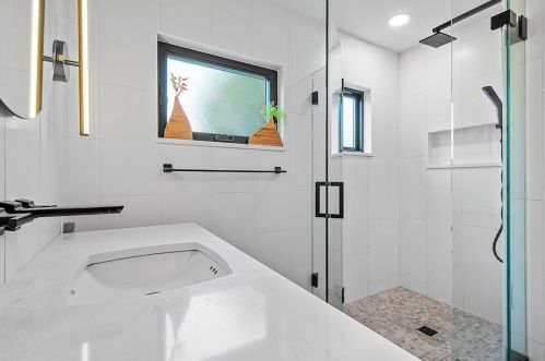 1134 Arrowood Dr, Pittsburgh PA 15243-1802 exterior