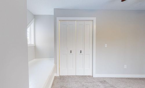 2501 Arc St, Saint Paul MN 55109-1918 exterior