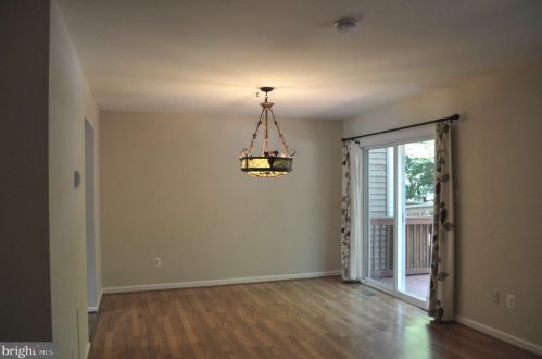 6276 Alforth Ave, Alexandria VA  22315-3203 exterior