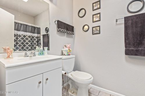 5070 Martin Ave, Tucson AZ 85713-3756 exterior