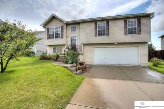 11023 Weber St, Omaha, NE 68142-1547