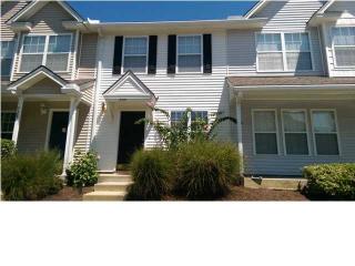 330 Kelsey Blvd, Charleston SC  29492-8343 exterior