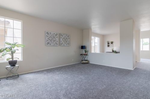 231 Kenneth Pl, Chandler, AZ 85226-2948