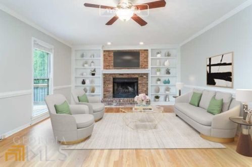 880 Arlington Dr, Tucker, GA 30084-1567