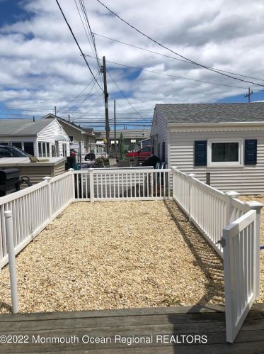 104 Amberjack Way, Lavallette NJ  08735-1203 exterior