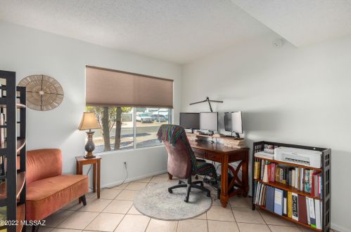 4961 Ferret Dr, Tucson AZ 85742-9543 exterior