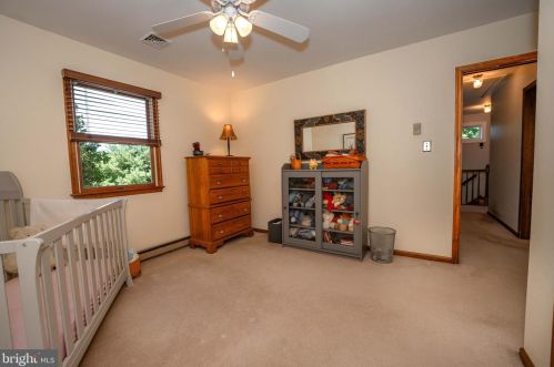 139 Maple Leaf Ln, Pottstown PA 19464-1563 exterior