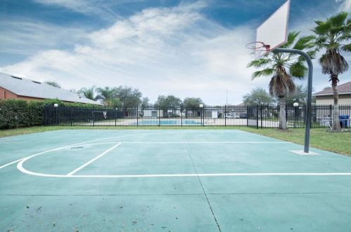 9012 Pinebreeze Dr, Riverview FL 33578-8861 exterior