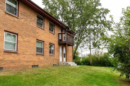 2313 Carling Dr, Madison WI  53711-4408 exterior