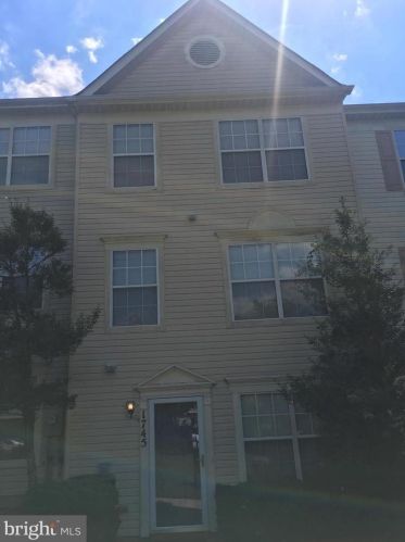 1745 Staley Manor Dr, Silver Spring MD  20904-1563 exterior