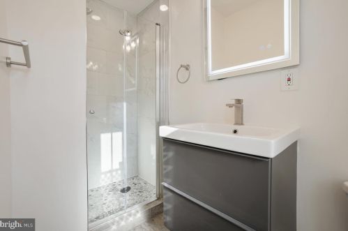 5125 Chillum Pl, Washington DC  20011-6415 exterior