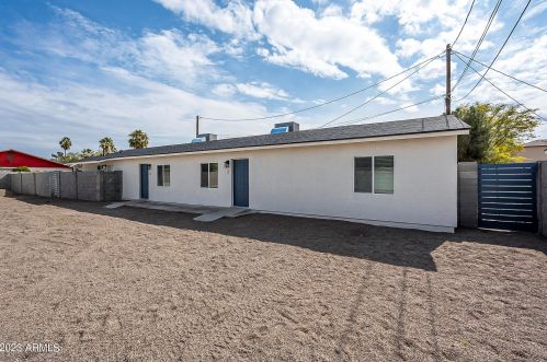 5039 18 Ave, Phoenix AZ 85015-6121 exterior