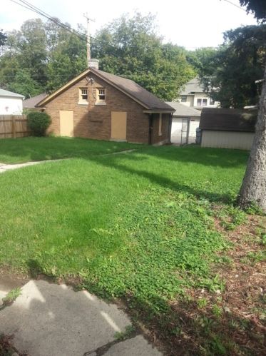 2430 Sherman Blvd, Milwaukee WI 53210-2946 exterior