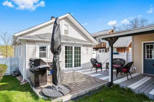 12 Elm St, Middletown NY 10940-6103 exterior