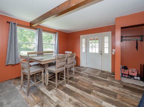 2263 Leigh Ave, Kalamazoo MI 49048-1140 exterior