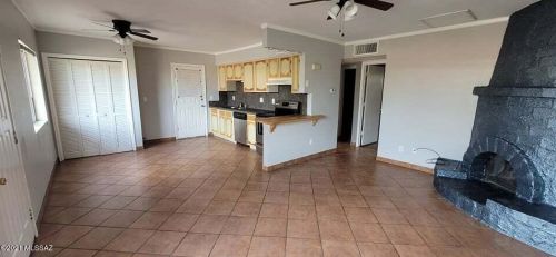 1845 La Osa St, Tucson, AZ 85705-2152