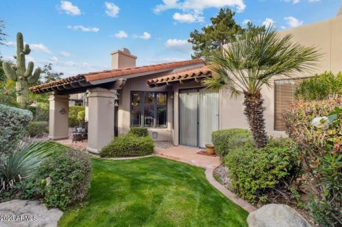 11420 40th Pl, Phoenix, AZ 85028-2251