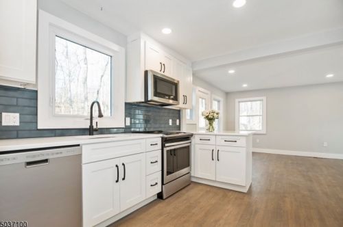 67 Shawnee Trl, Wharton NJ  07885-2925 exterior