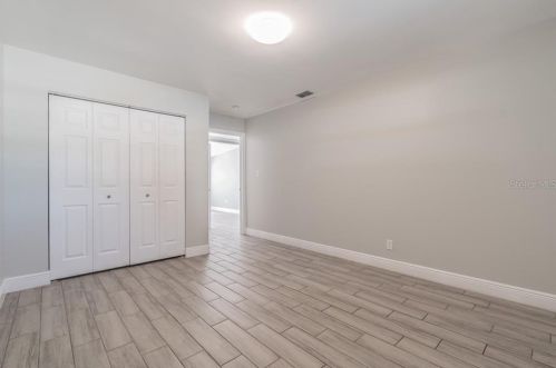 4722 Bay Ave, Tampa FL 33616-1070 exterior