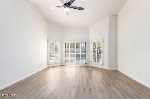 13008 3 St, Phoenix AZ 85022-5210 exterior