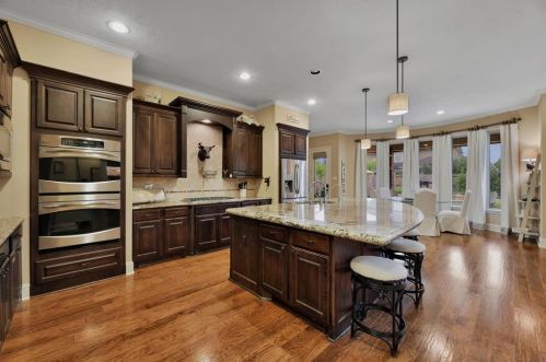 5607 Mustang Rdg Ln, Fulshear TX 77441-2149 exterior