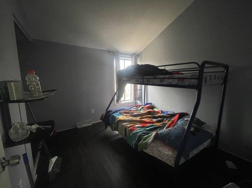 6558 Bourbon St, Milwaukee WI 53224-5115 exterior