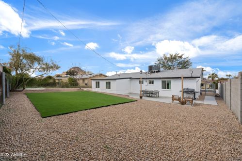 2231 Acoma Dr, Phoenix AZ  85022-4101 exterior