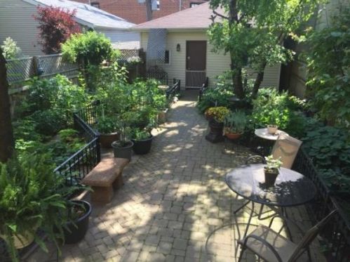 3217 Southport Ave, Chicago IL 60657-3228 exterior